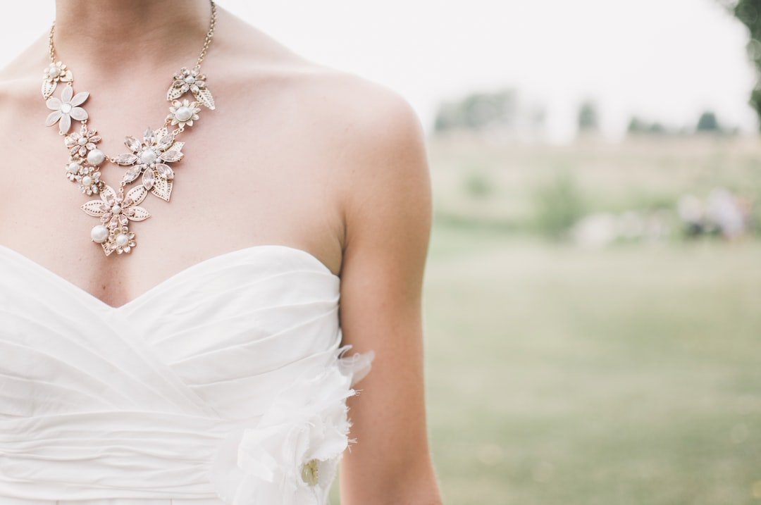 Jewelry for Special Occasions: Weddings, Proms, and Parties - KXX